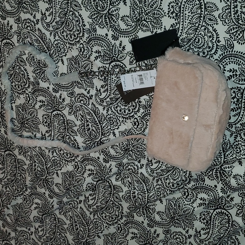 Pink Fluff Crossbody Chain bag by Kendall & Kyle great for Gift 🎁